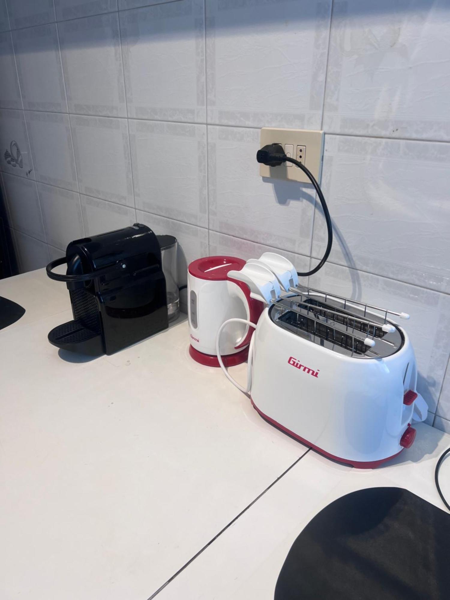Romesuitetitti Kültér fotó
